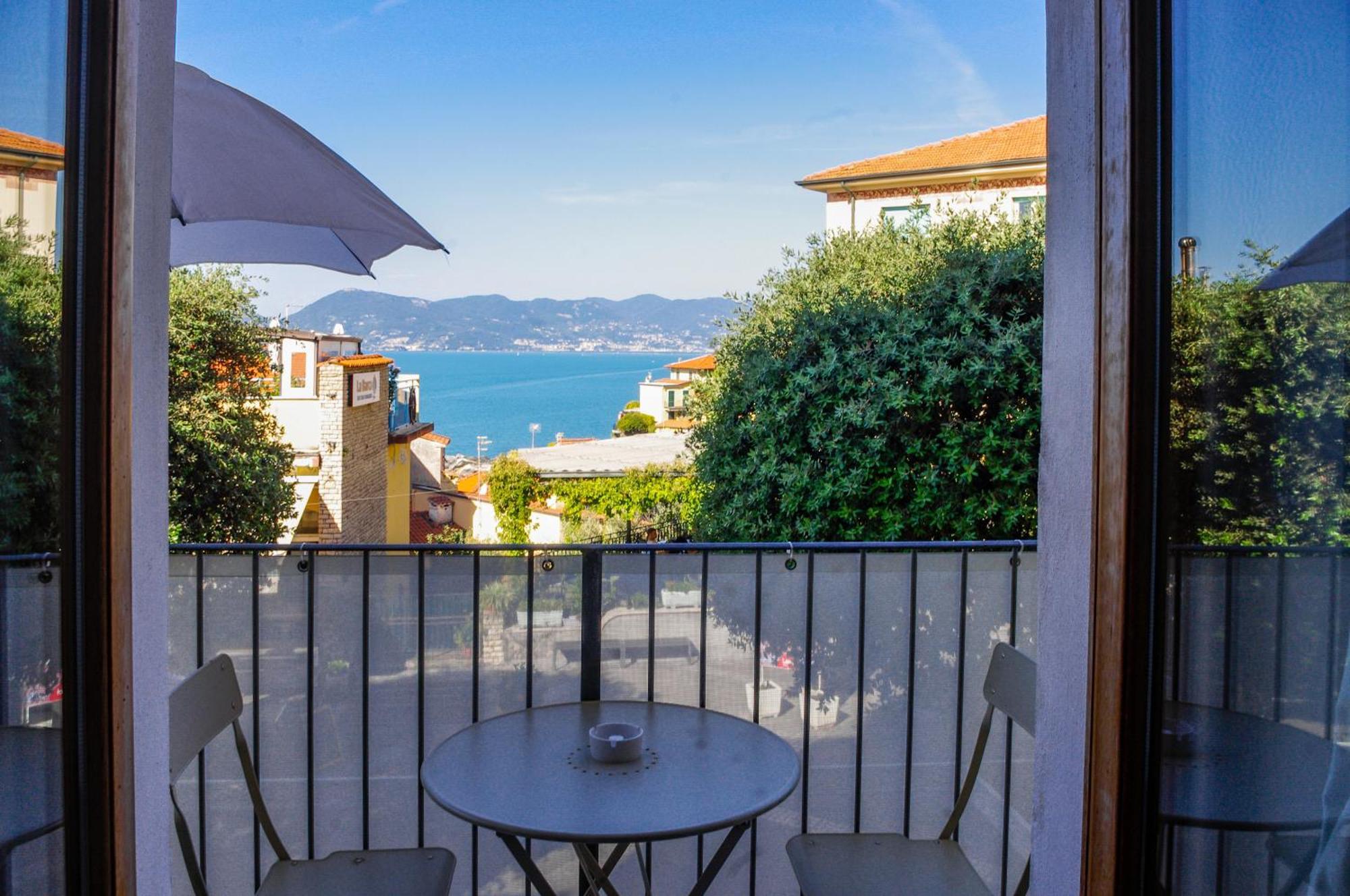 Apartmán Creuza De Ma Tellaro Exteriér fotografie