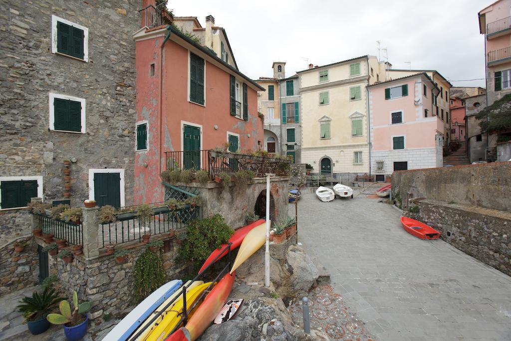 Apartmán Creuza De Ma Tellaro Exteriér fotografie