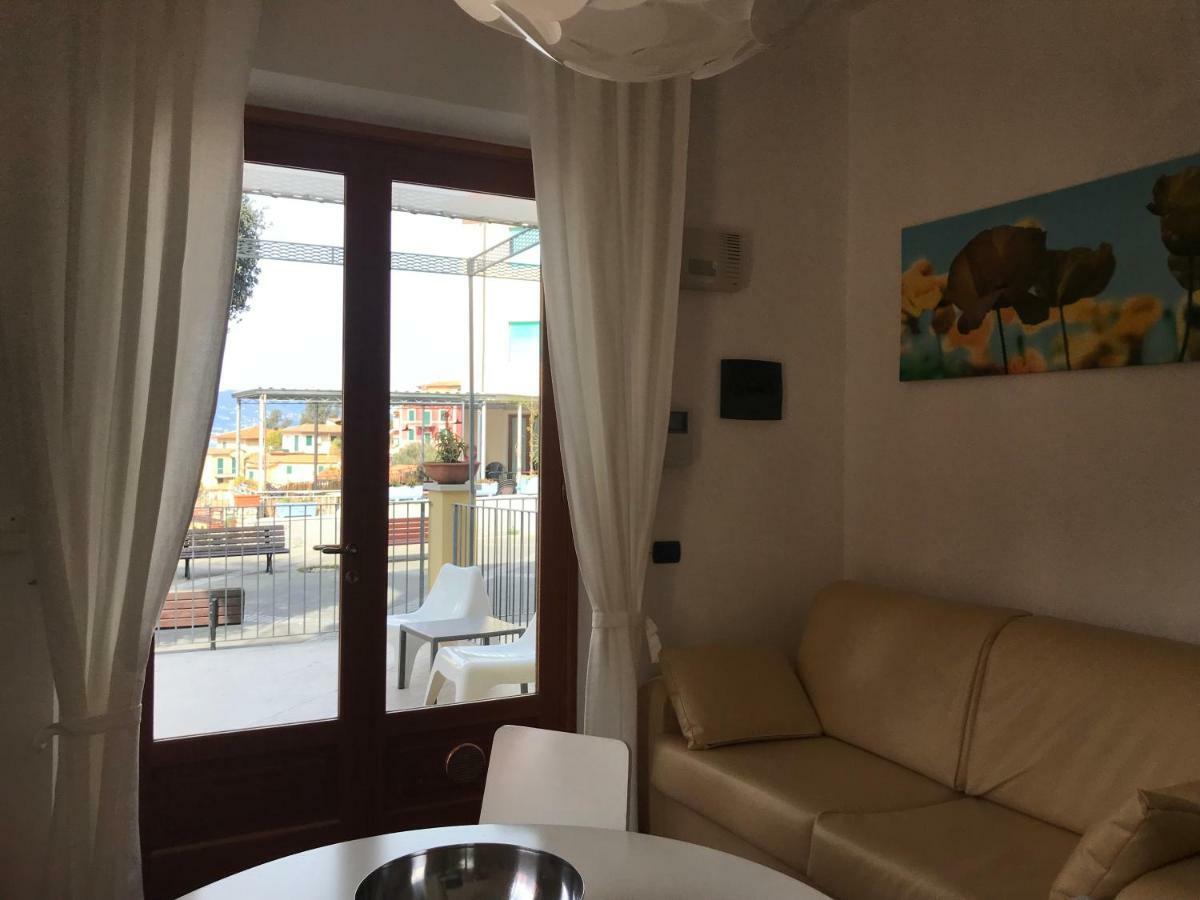 Apartmán Creuza De Ma Tellaro Exteriér fotografie
